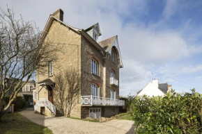 Cancale centre, Brise Marine, 14 personnes